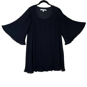 Lovers + Friends Black Accordion Pleated Crop Bell Sleeve Mini Dress Size Small